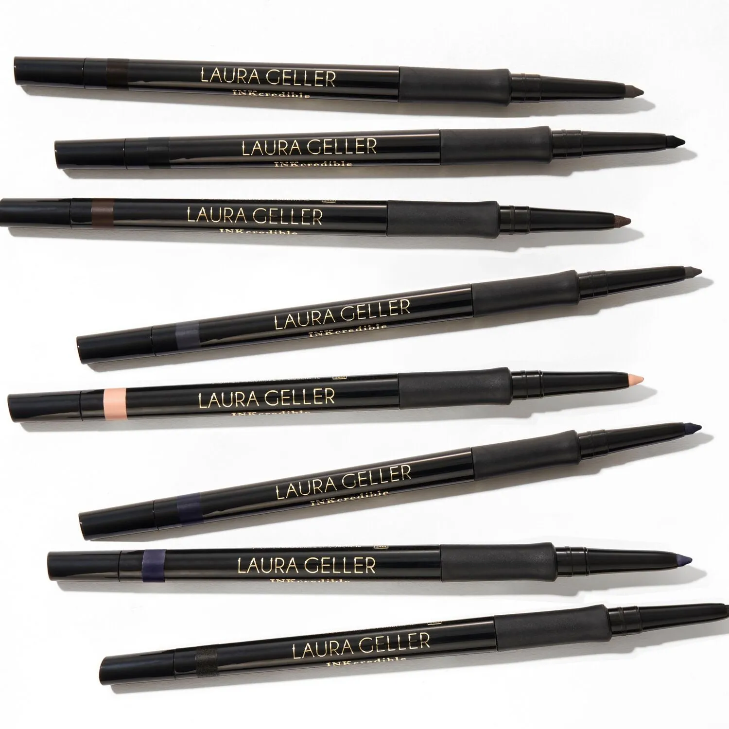 LG-INKcredibleWaterproofGelEyelinerPencil-Lifestyle3-ECommerce_JPG.webp