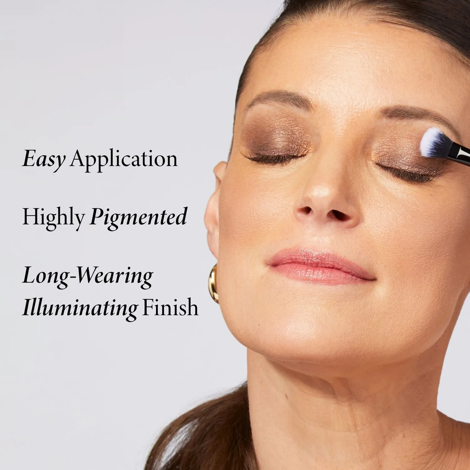 LG_BestoftheBestFullFaceBasicsAssetsRefresh_ProductBenefitswithModel-ECommerce_JPG_936e0018-3346-495f-8519-8f6a232be01f.webp