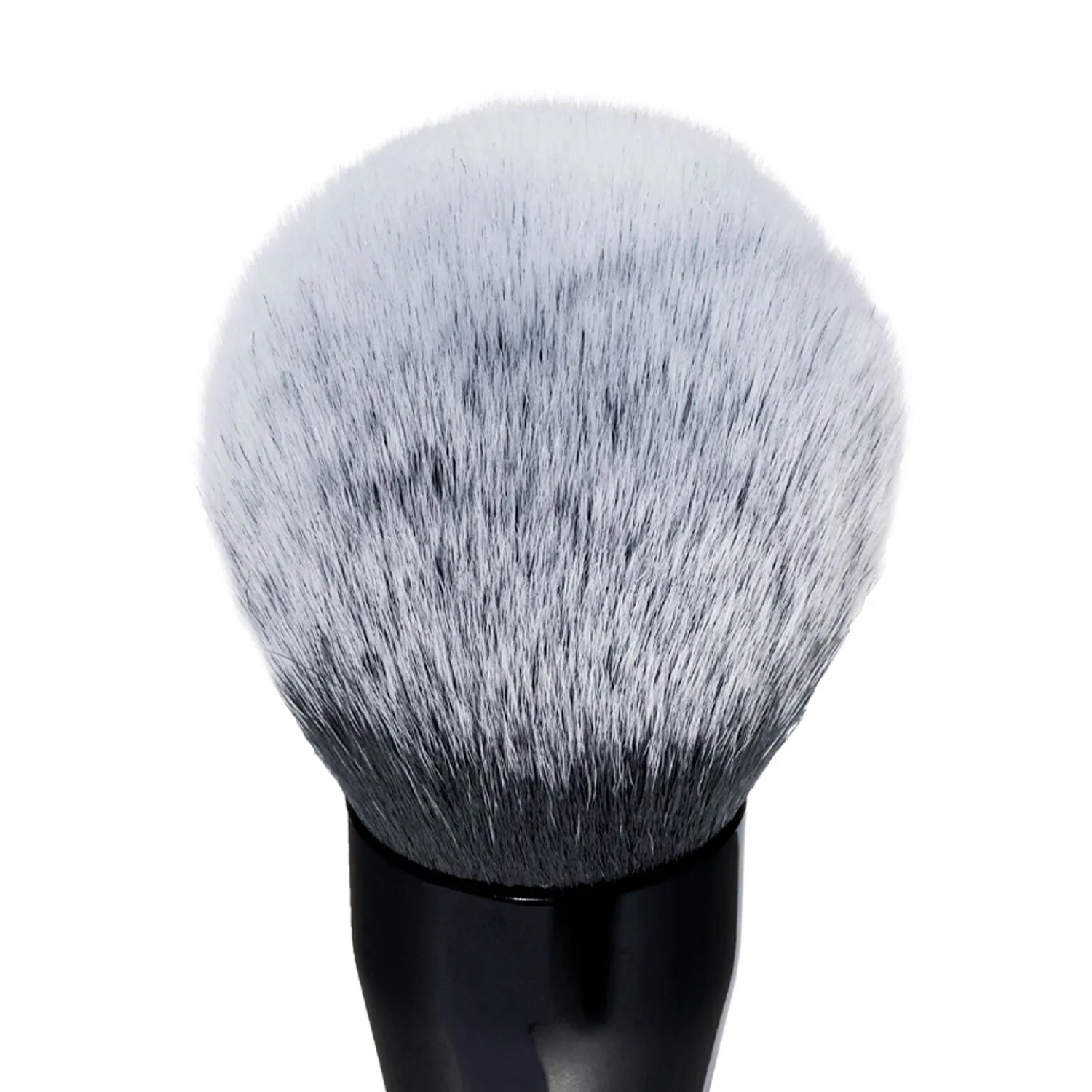 LG_BronzerBrush_MacroTip-ECommerce_JPG.webp