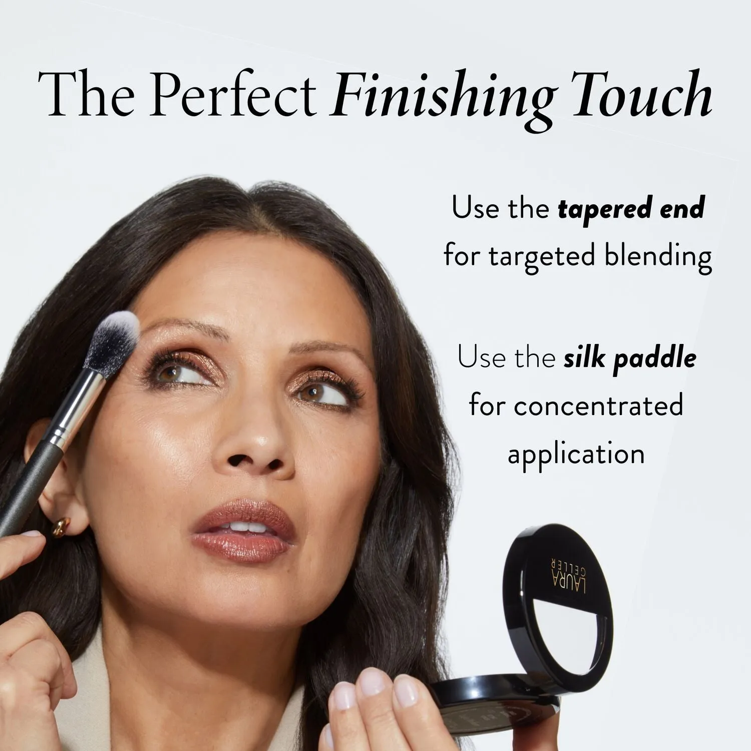 LG_BrushFranchisePDPUPDATE_DualEndedSettingPowderBrush_MODELWCOPY1-ECommerce_JPG.webp