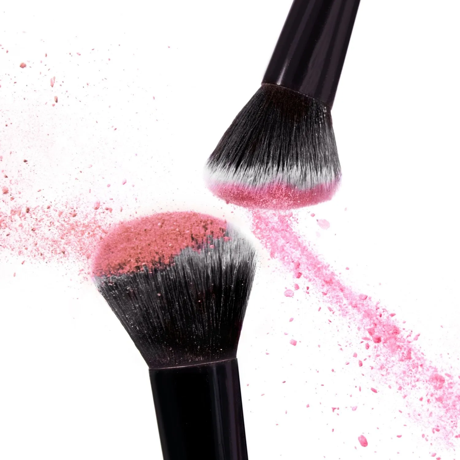 LG_DualEndedBlushBronzerBrush2024_Lifestyle2Texture-ECommerce_JPG.webp
